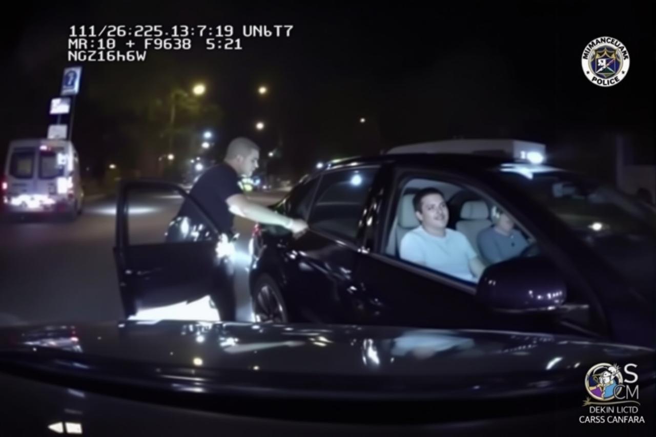 视频吃瓜爆料反转：某男星被指酒驾实为代驾开车，交警记录仪澄清